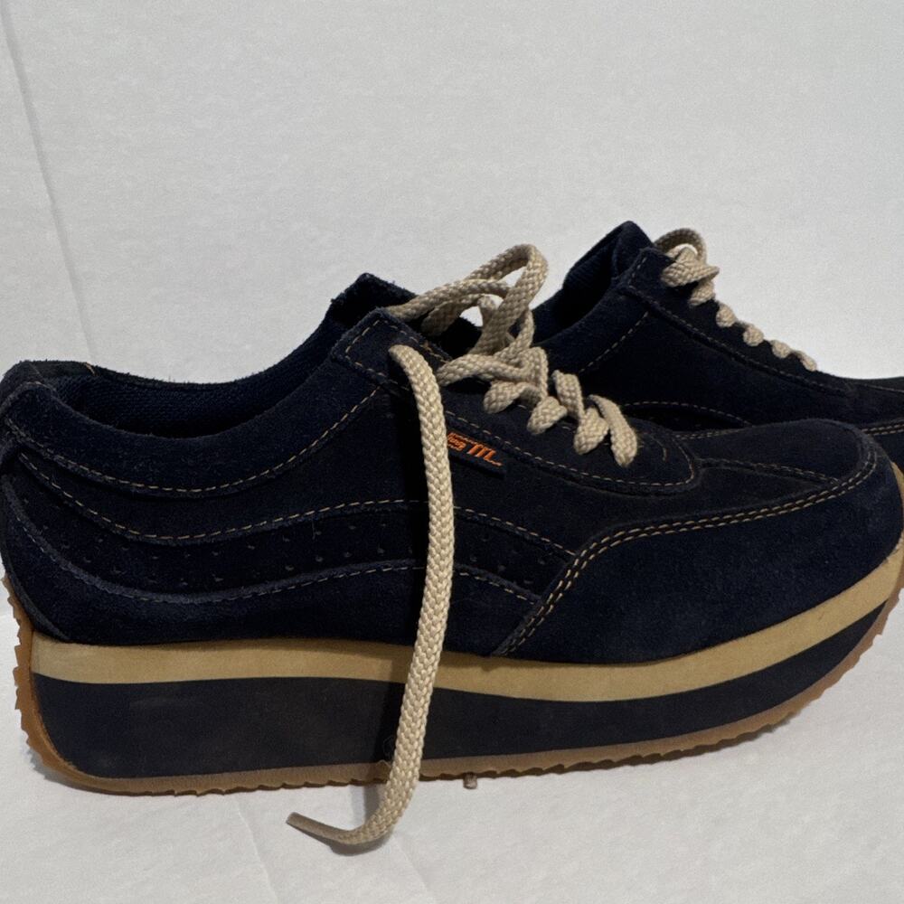 Steve Madden Women’s Size 8 Ralli Navy Suede Y2K Chunky Platform Sneakers - Picture 2 of 11